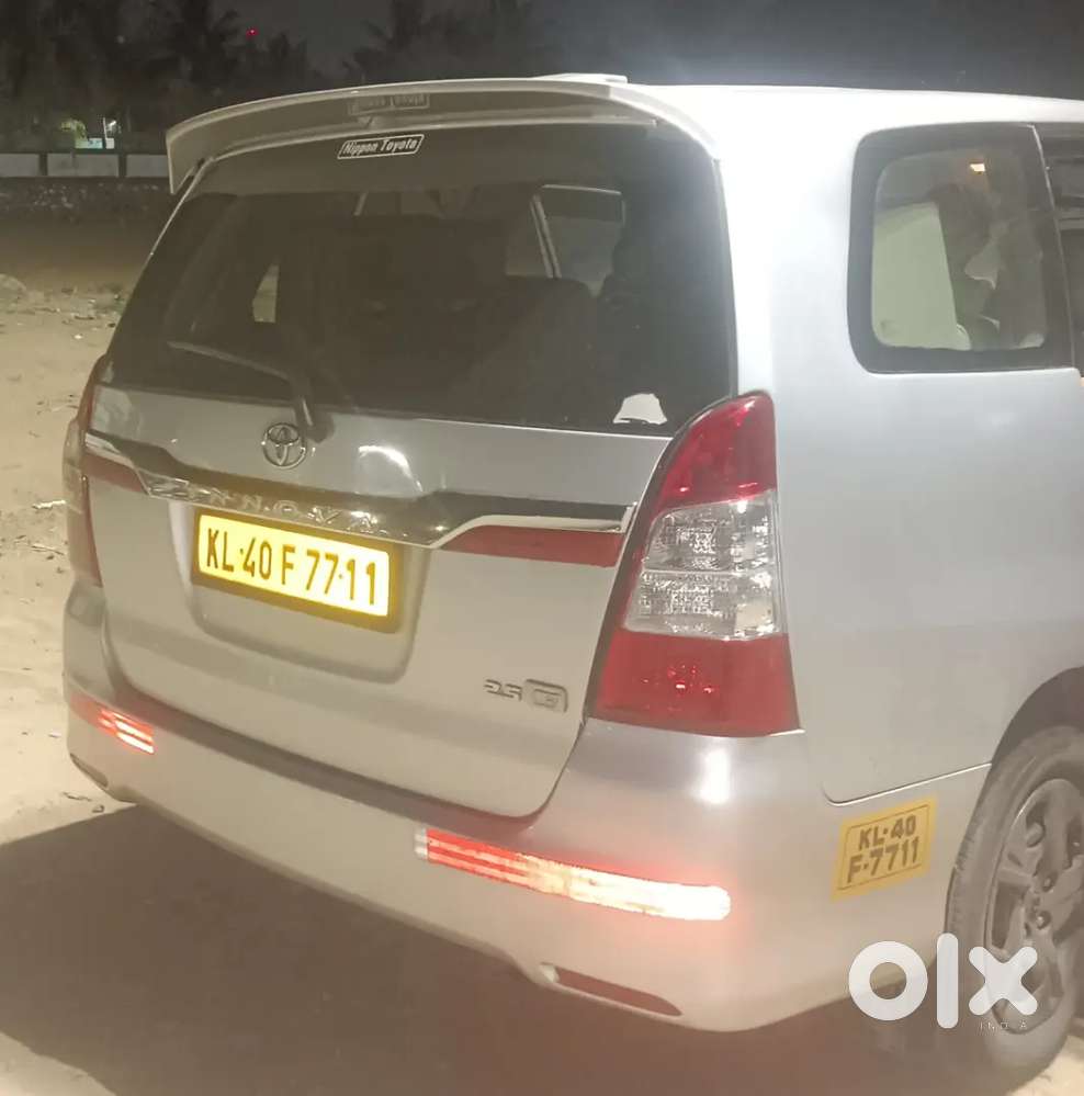 Toyota Innova 2012 Diesel 300000 Km Driven