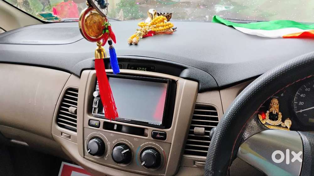Innova 2.5 G Diesel  Best Car  Jain Family Used Car