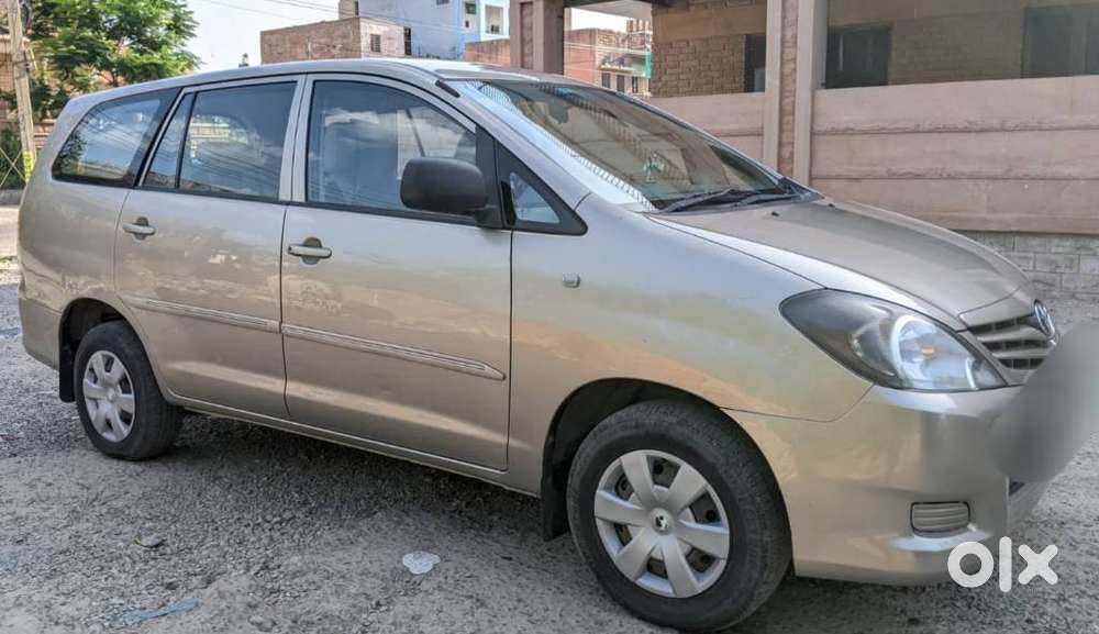 Toyota Innova 2.5 Gx 8 Str Bs-iii, 2009, Diesel