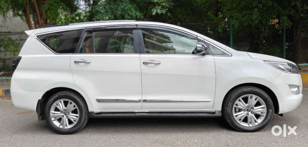 Toyota Innova Crysta 2.8z Automatic, 2019, Diesel