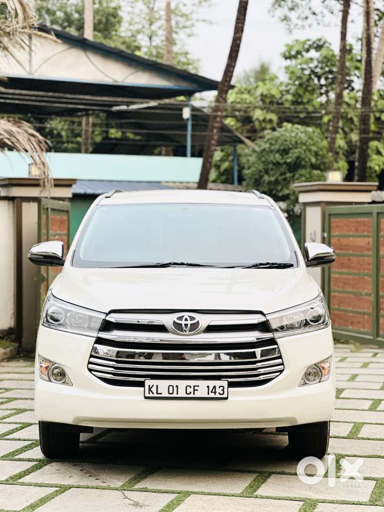 Toyota Innova Crysta 2.4 V 7 Str, 2018, Diesel