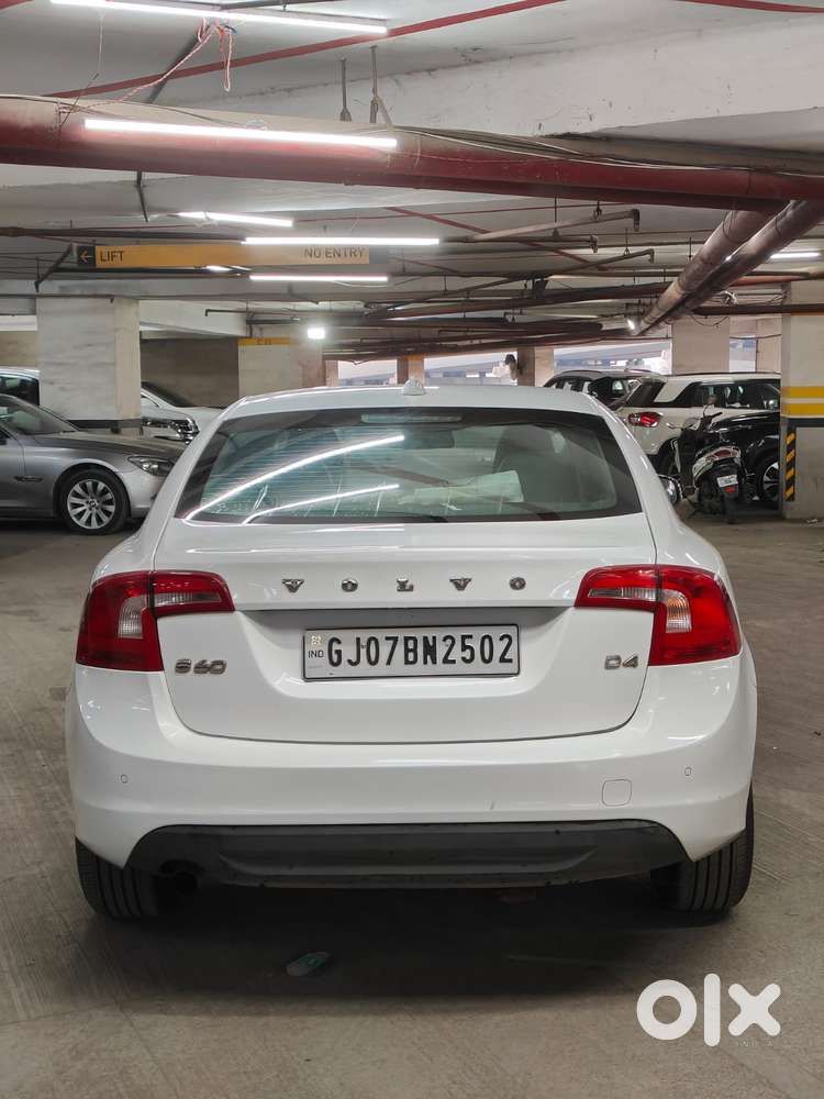 Volvo S60 D4 Momentum, 2013, Diesel