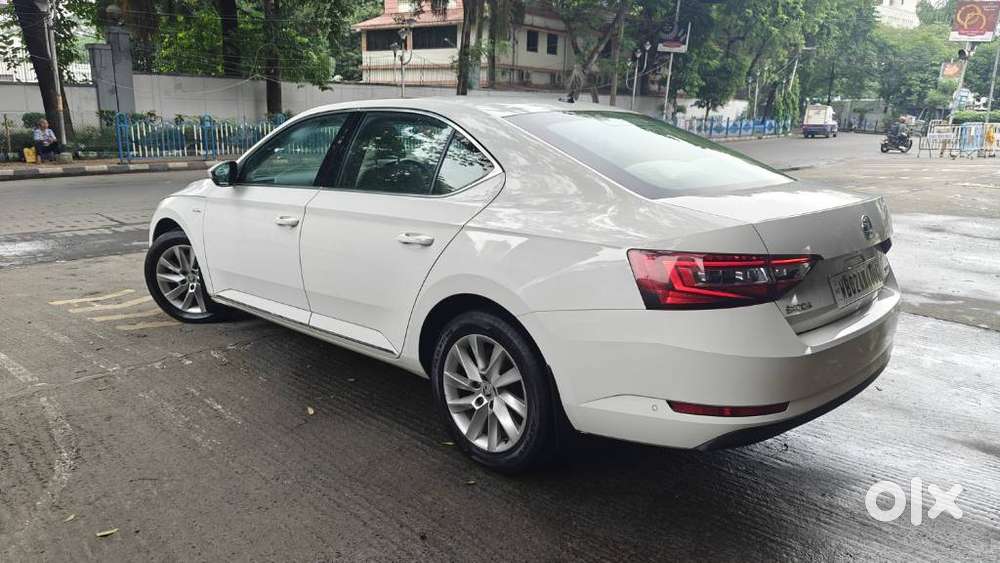 Skoda Superb 2.0 Tsi At L&k, 2018, Petrol
