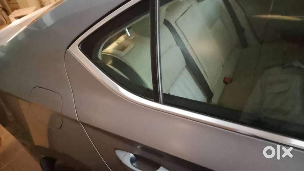 Skoda Superb L&k 1st Owner No Brokers