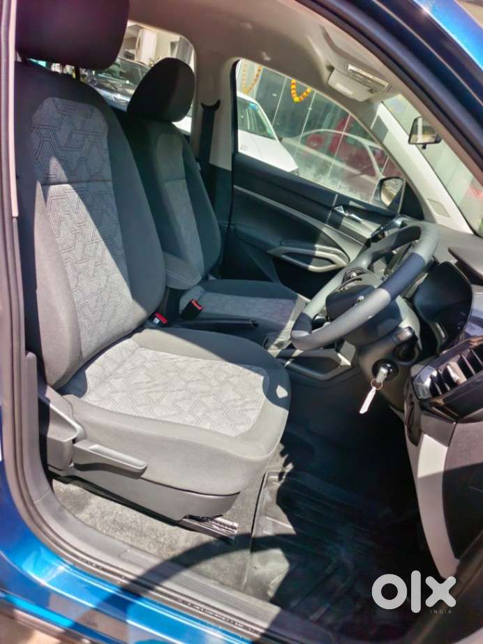 Skoda Kylaq Signature At, 2025, Petrol