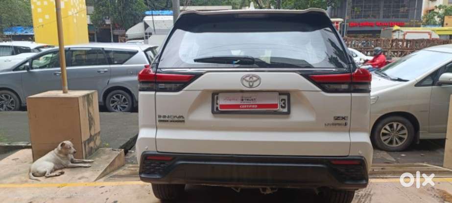 Toyota Innova Hycross 2.0 Zx (o) Hybrid 7 Str, 2023, Petrol