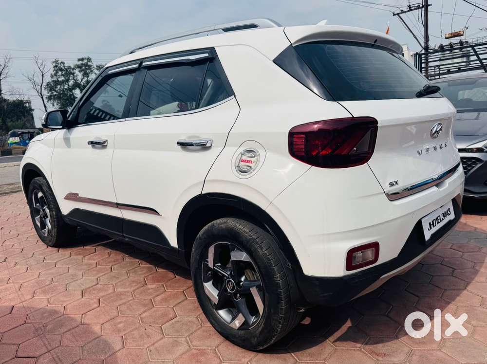 Hyundai Venue 1.5 Crdi Sx (o), 2021, Diesel