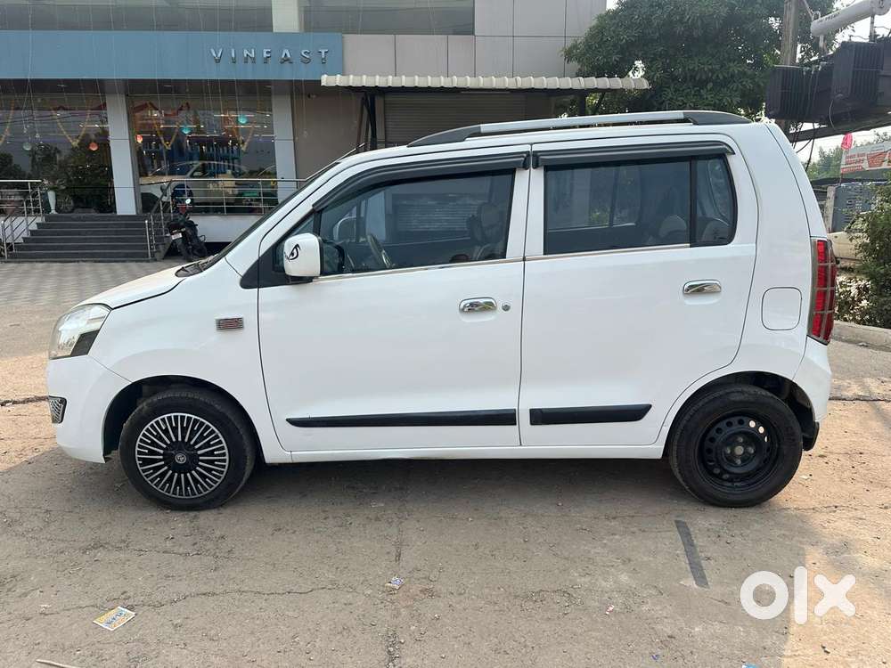 Maruti Suzuki Wagon R Vxi, 2017, Petrol