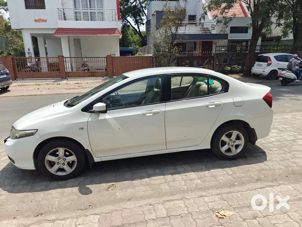 Honda City I-vtec 2013  Super Tight Condition