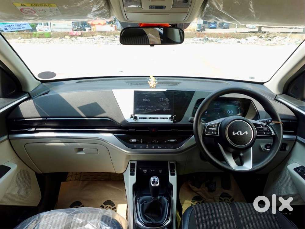 Kia Carens 1.4 Prestige 7 Str, 2024, Petrol