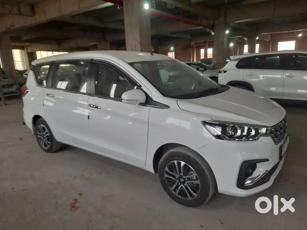 Maruti Suzuki Ertiga 2025 Petrol 5800 Km Driven