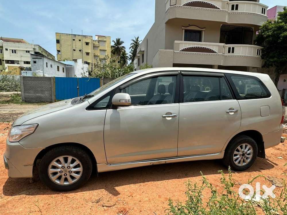 Toyota Innova 2013 Diesel Well Maintained