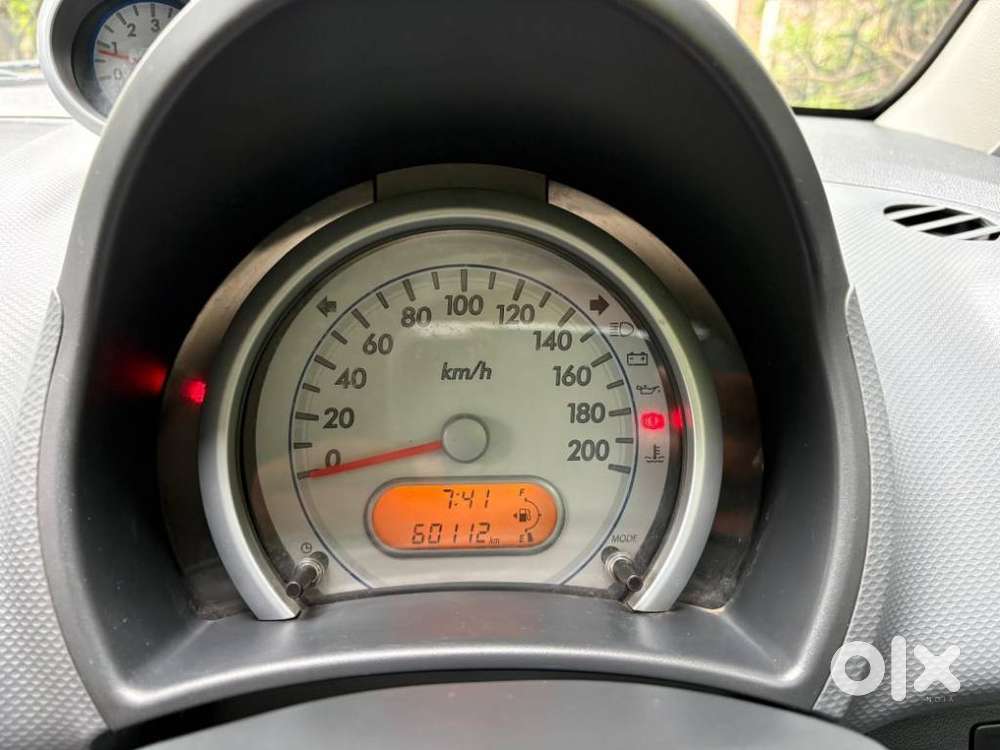 Maruti Suzuki Ritz Vxi, 2015, Petrol