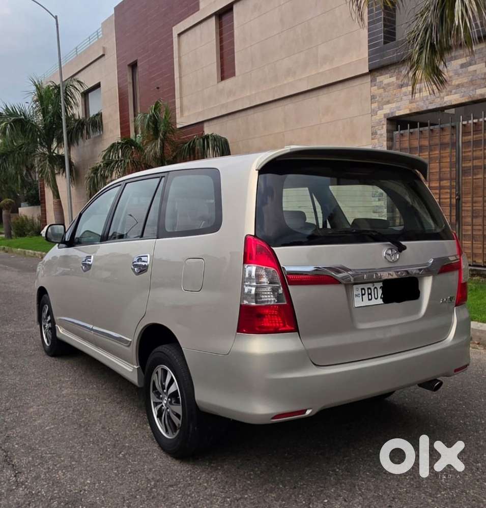 Toyota Innova 2.5 Vx 8 Str, 2015, Diesel