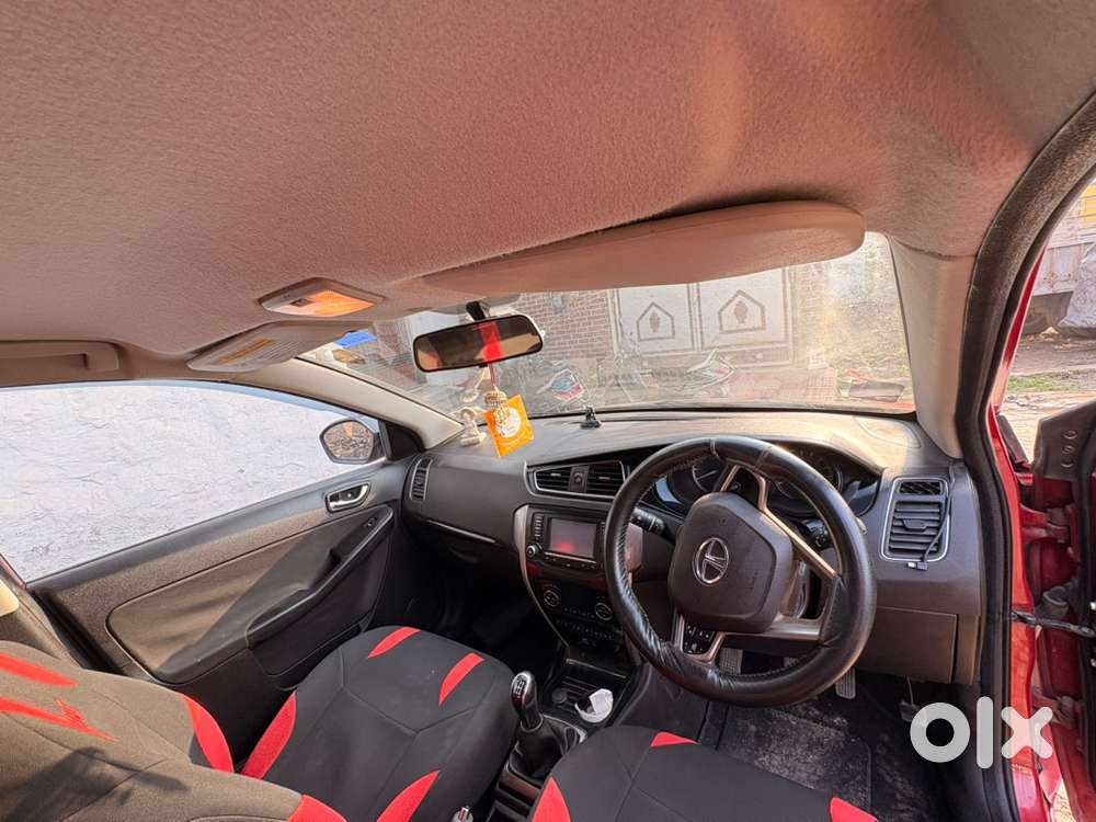 Tata Bolt Petrol 2016