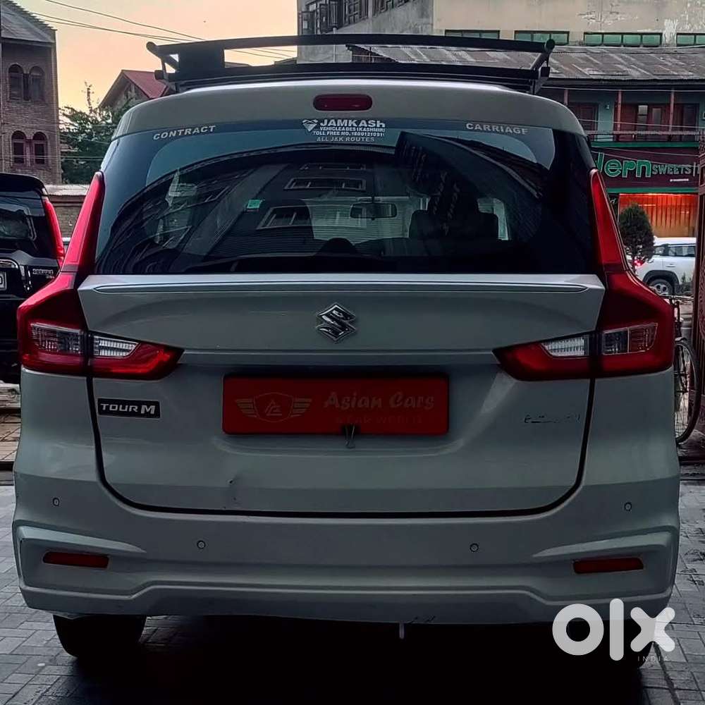 Maruti Suzuki Ertiga 2022-2023  Vxi, 2023, Petrol