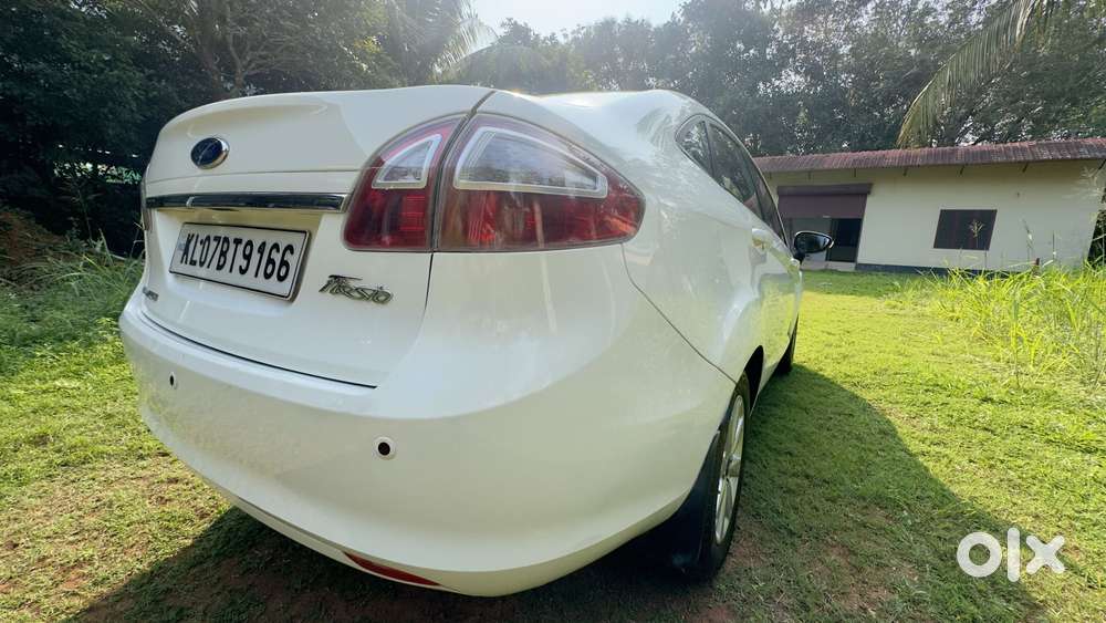 Ford Fiesta 1.5 Titanium Petrol At, 2012, Petrol