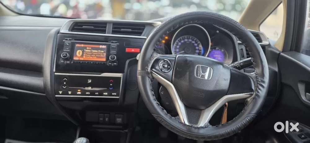 Honda Jazz [2020-2023] 1.2 Vx I-vtec Mt, 2016, Petrol