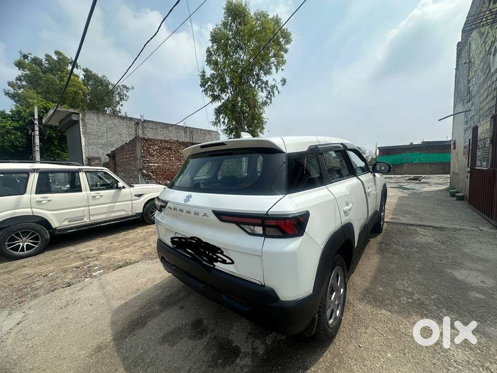 Maruti Suzuki Brezza Petrol Well Maintained