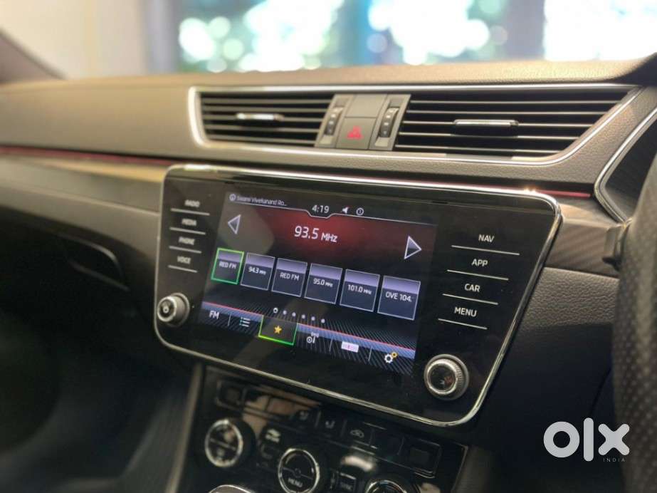 Skoda Superb [2020-ongoing] 1.8 Sportline, 2022, Petrol