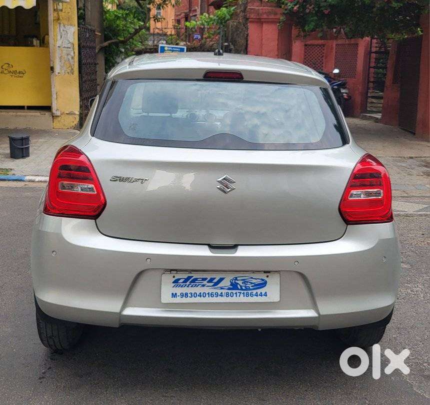Maruti Suzuki Swift Vxi + Manual, 2022, Petrol