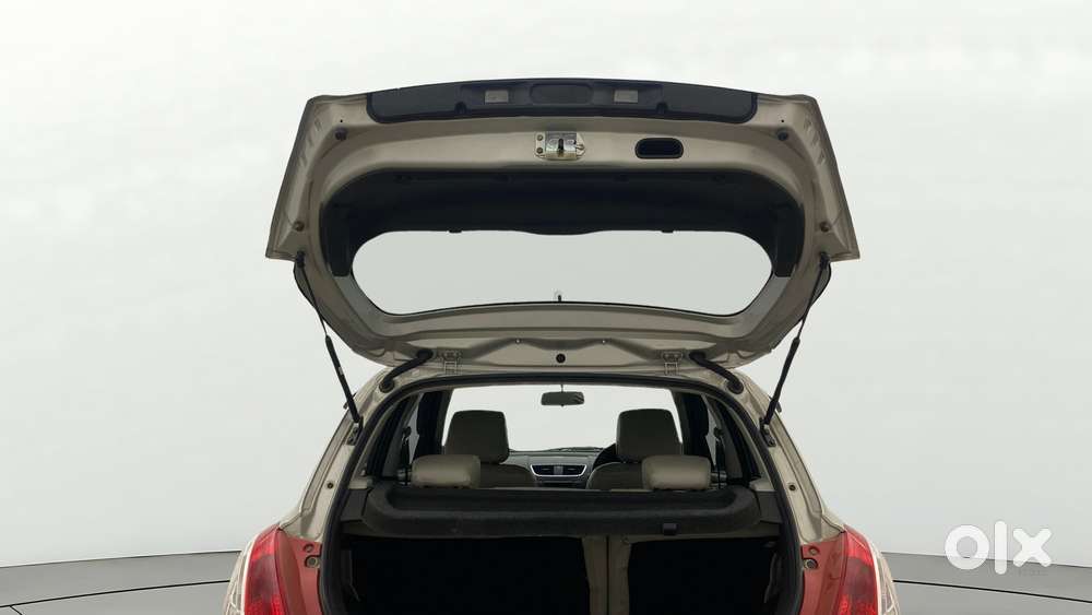 Maruti Suzuki Swift Vxi, 2015, Petrol