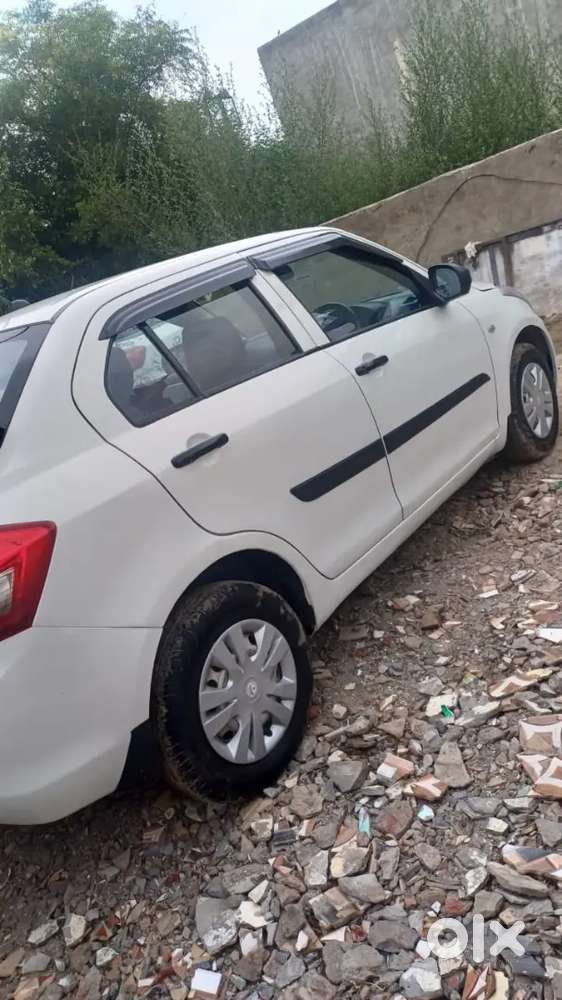 Maruti Suzuki Dzire 2020 Cng & Hybrids 175000 Km Driven
