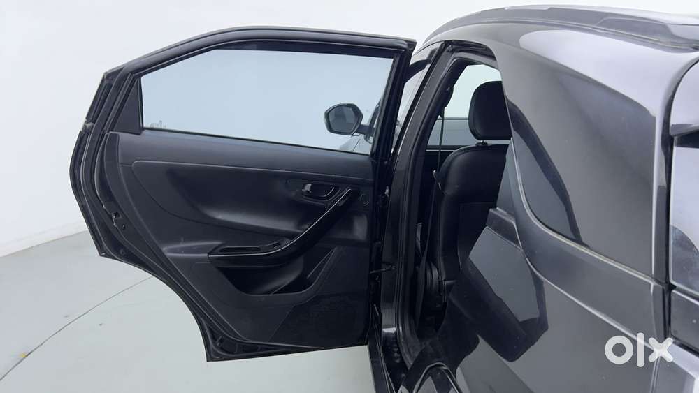 Tata Nexon 1.2 Revotron Xz Plus (l) Dark Edition, 2022, Petrol