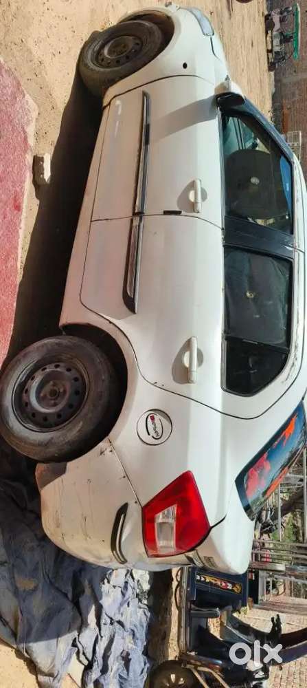 Maruti Suzuki Dzire 2013