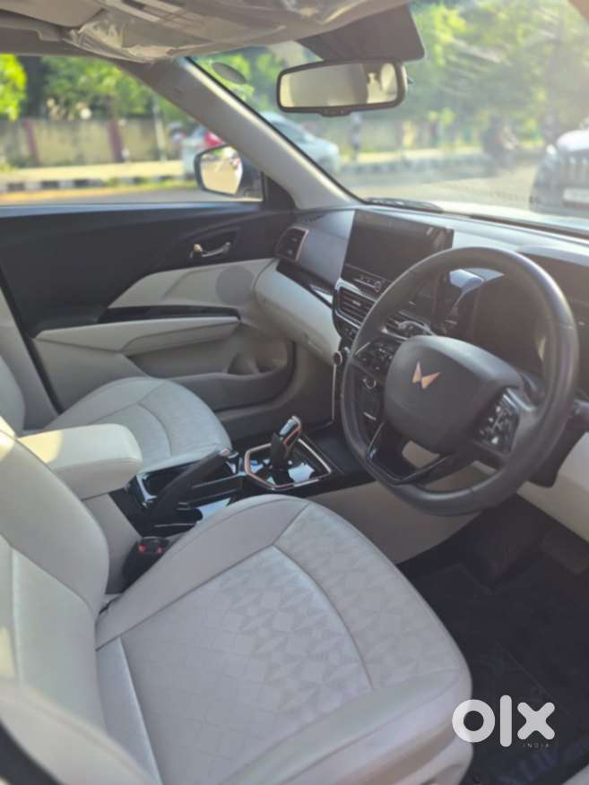 Mahindra Xuv400 Ev El Fast Charger Dt, 2024, Electric