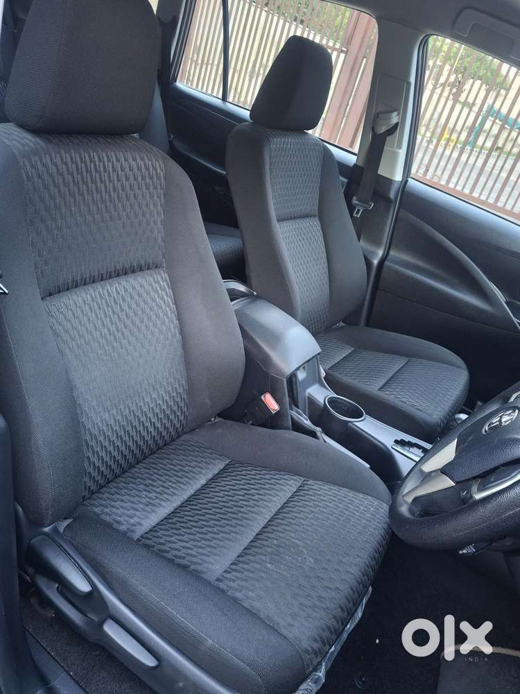 Toyota Innova Crysta 2.7 Gx At, 2020, Petrol