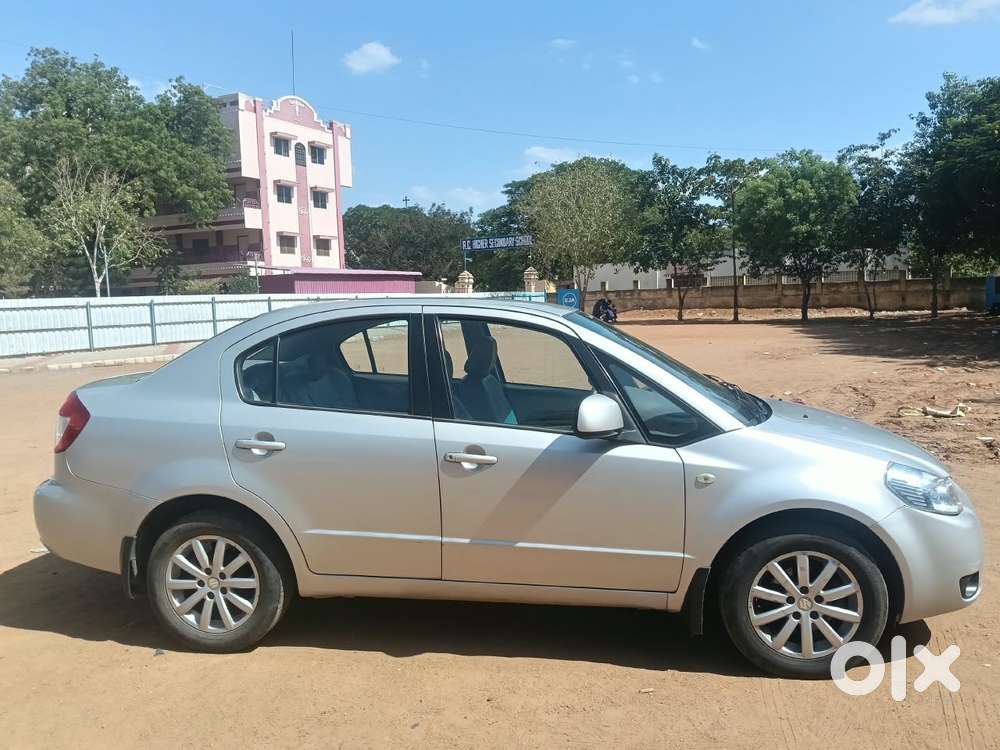 Maruti Suzuki Sx4 Vxi Bsiv, 2010, Petrol