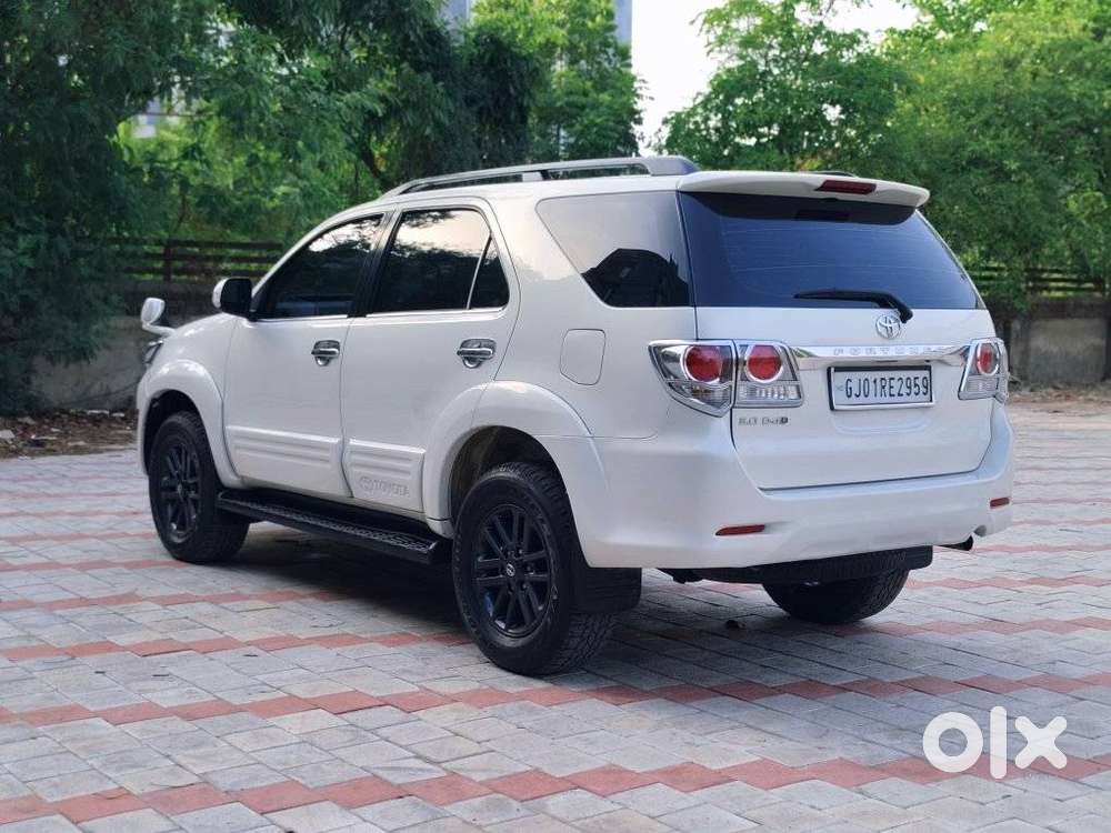 Toyota Fortuner 4x2 Manual, 2014, Diesel