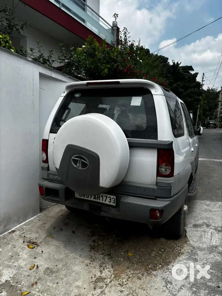Tata Safari Storme 2011 Diesel 109856 Km Driven