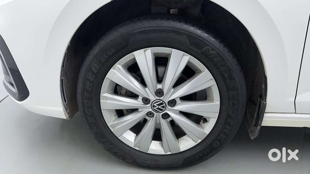 Volkswagen Virtus Highline Plus 1.0 Tsi At, 2023, Petrol