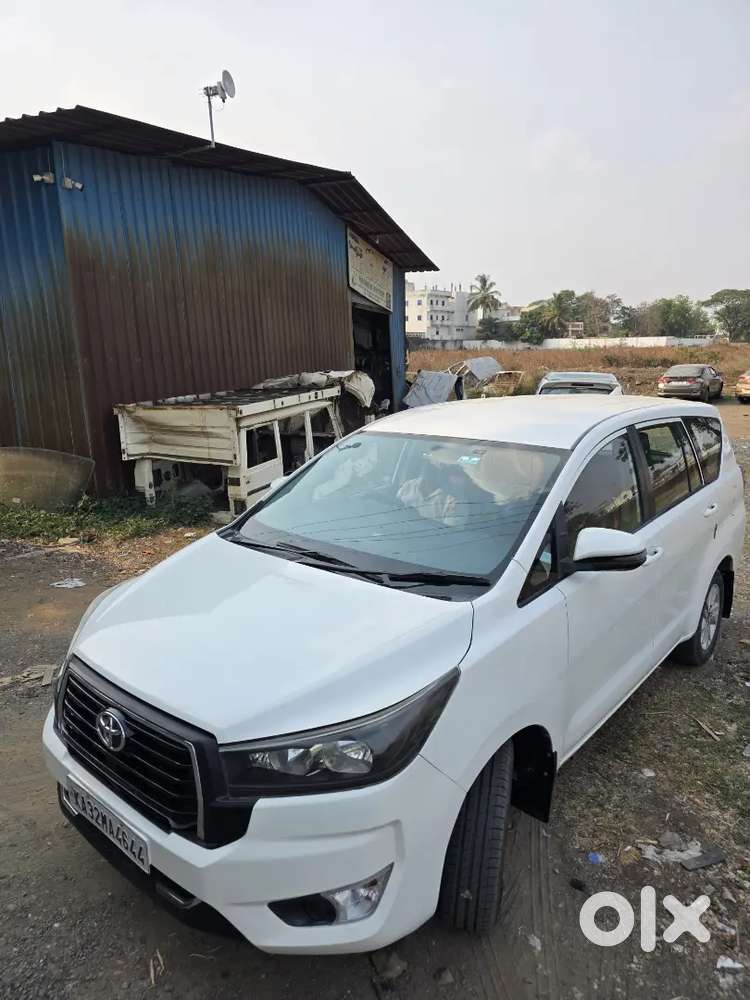 Toyota Innova Crysta 2018 Diesel Well Maintained