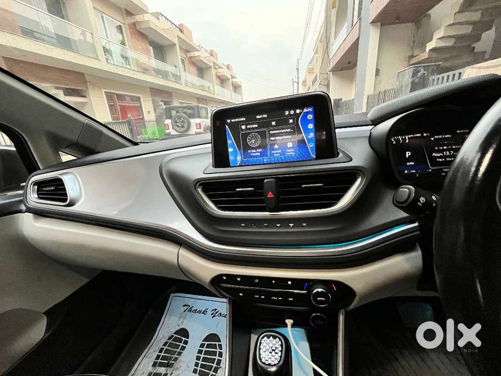 Selling My 2022 Tata Altroz Xza+ Dca – Top Model Automatic (petrol).