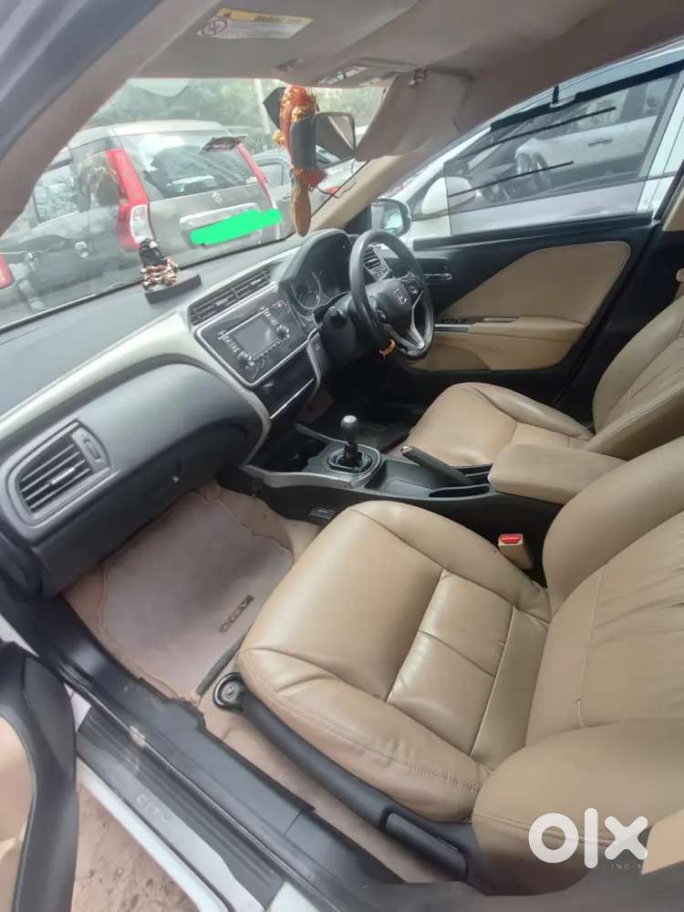 Honda City 2016 V Top Model Petrol+cng 57000 Km Driven