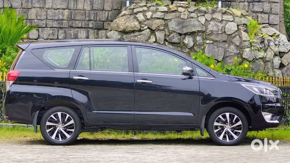 Toyota Innova Crysta 2.4 Z 7 Str, 2025, Diesel