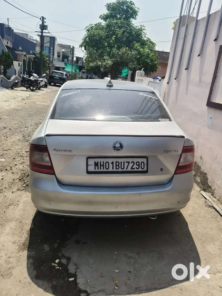 Skoda Rapid 2014 Petrol 76000 Km Driven