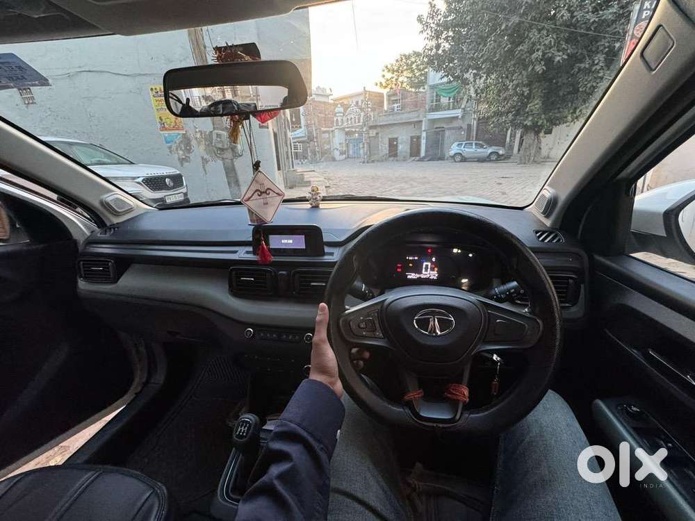 Tata Punch 2023 Petrol 45000 Km Driven