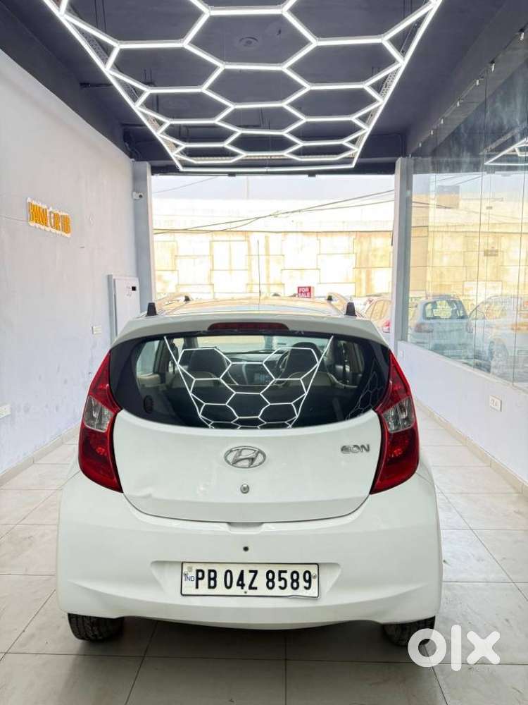 Hyundai Eon Era+ Se, 2017, Petrol