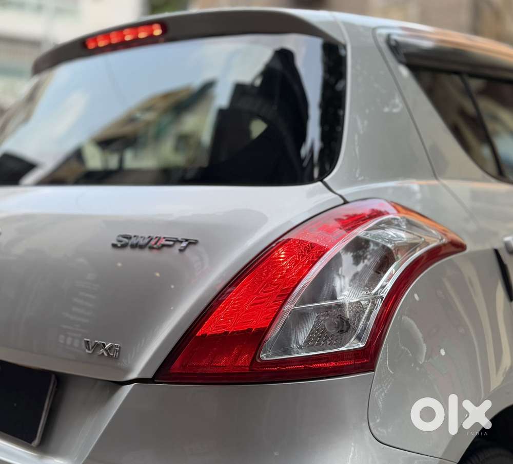 Maruti Suzuki Swift Vxi Optional, 2017, Petrol