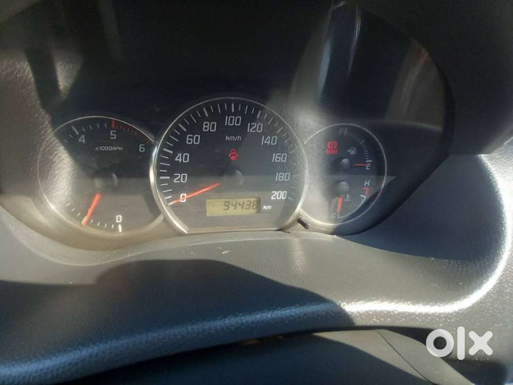 Maruti Suzuki Swift Dzire Vdi At, 2010, Diesel