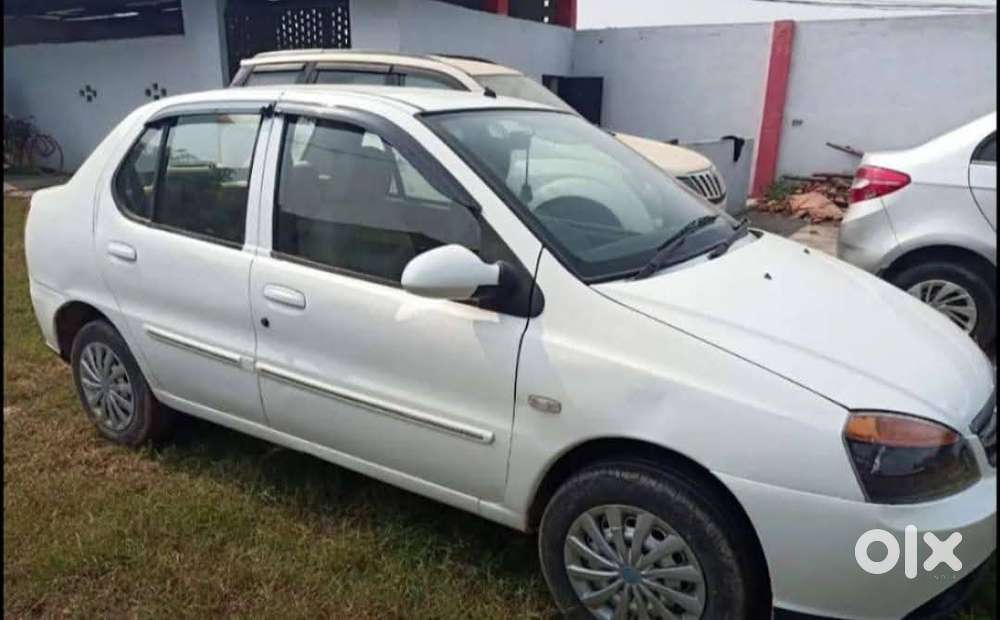 Tata Indigo Ecs 2017 Petrol Well Maintained