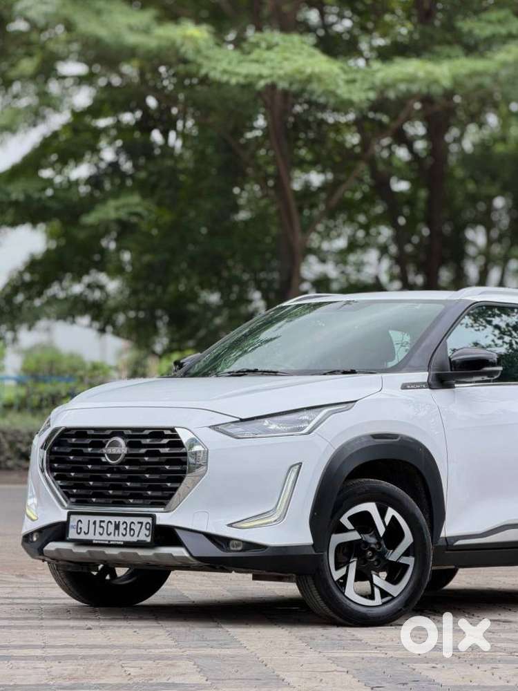 Nissan Magnite 1.0 Xv Premium, 2022, Cng & Hybrids