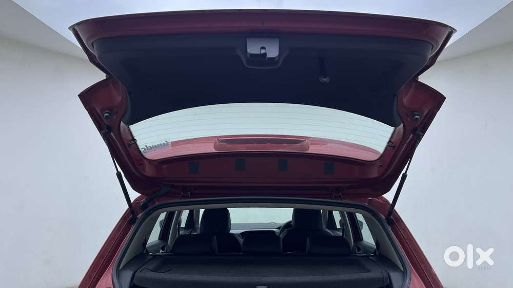 Volkswagen Taigun Topline 1.0 Tsi At (electric Seats), 2022, Petrol