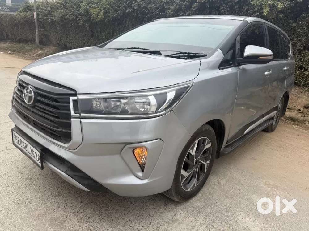 Toyota Innova Crysta [ ] 2.4 Gx At 7 Str, 2022, Diesel