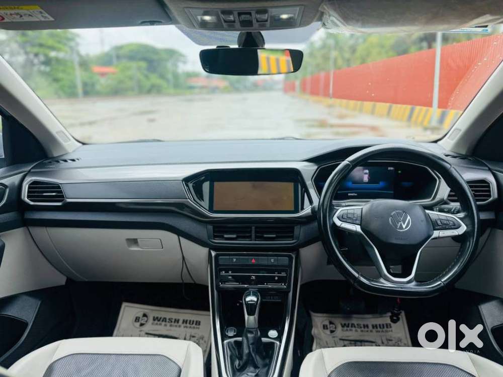 Volkswagen Taigun, 2022, Petrol