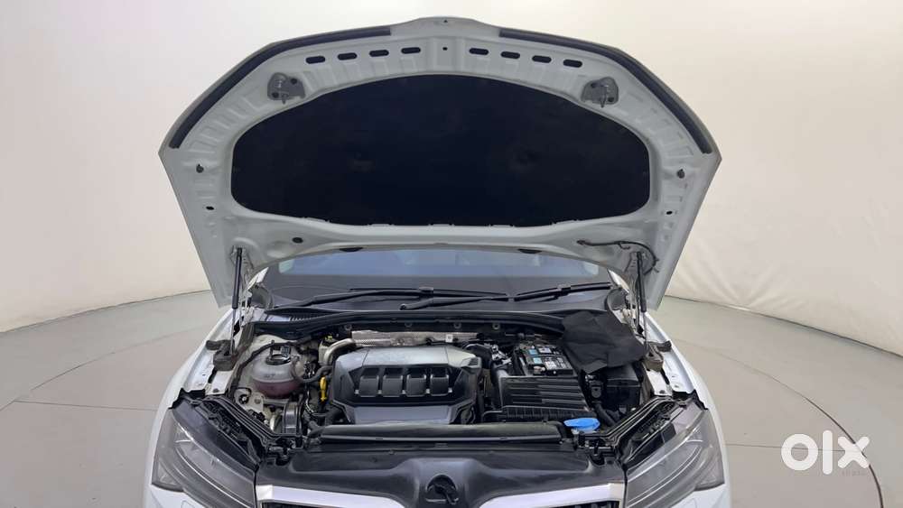 Skoda Superb L&k 1.8 Tsi At, 2020, Petrol